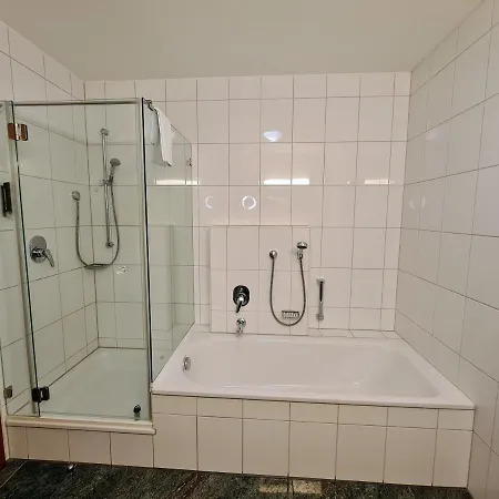 Отель Restaurant Felix Бенсхайм