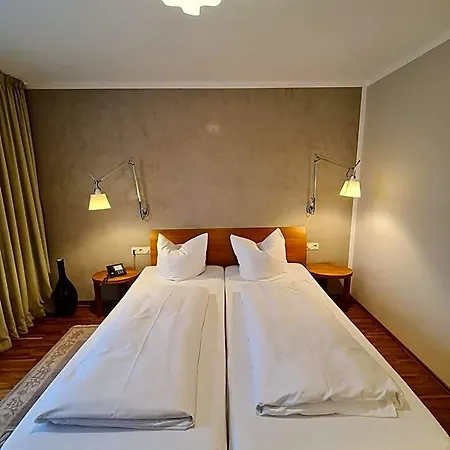 Hotel Restaurant Felix 4*